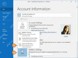 Outlook 文件菜单中通过 Tools 进入 Clean Up Old Items