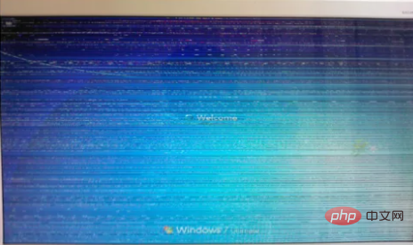 電腦螢幕出現很多條紋怎麼辦