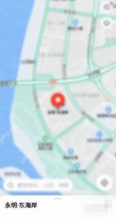 高德地图回到当前位置后,地图显示当前位置点位和底部地点卡片