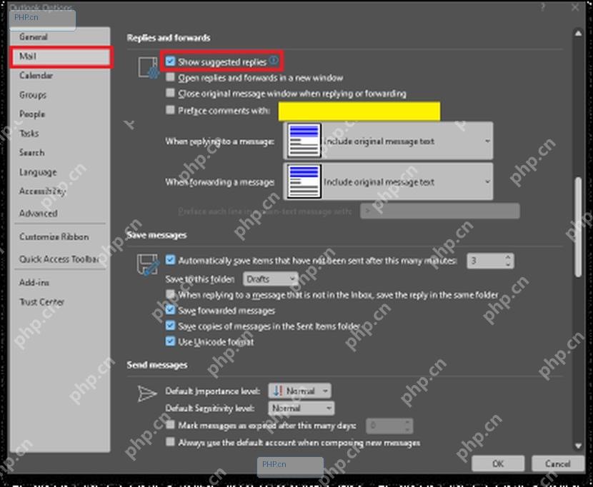 经典 Outlook 选项中显示 Suggested replies 开关，用于控制建议回复