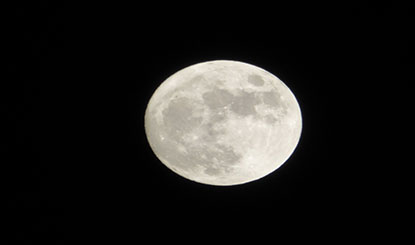 月亮满月高清图片